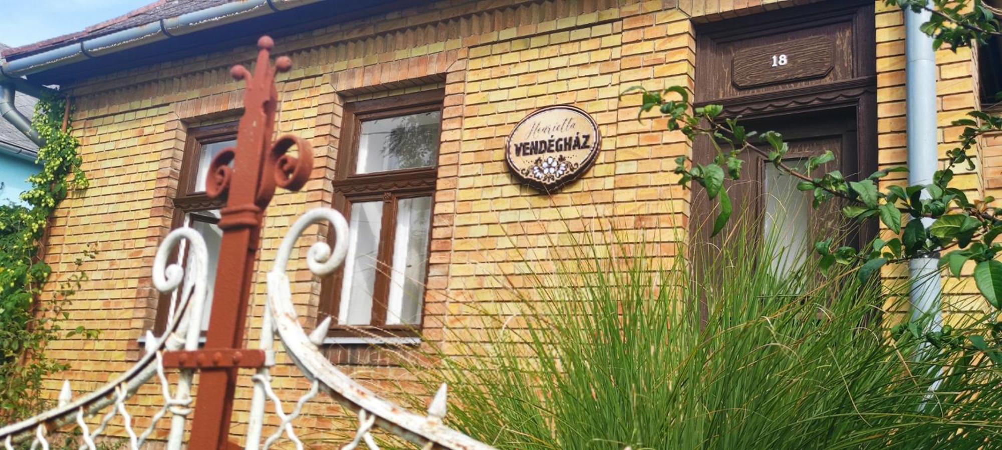 Henrietta Vendeghaz Apartment Domoszlo